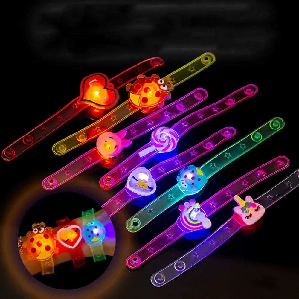Bracelets halloween led lumineux de 12 pièces avec designs cartoon translucides et led halloween 19cm colorés