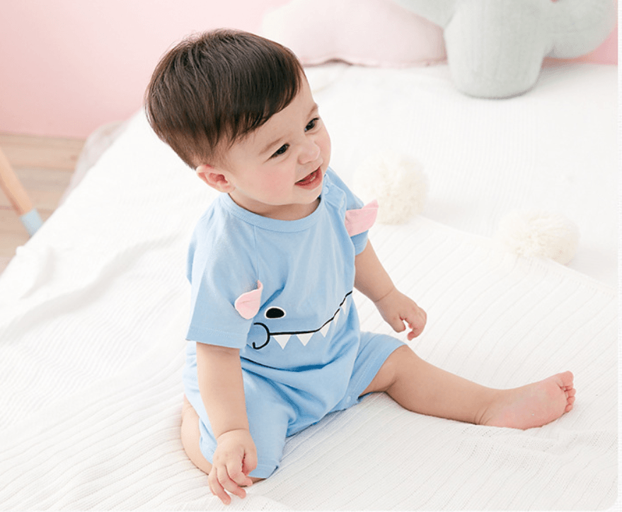 Grenouillère pour bébé bleue et rose