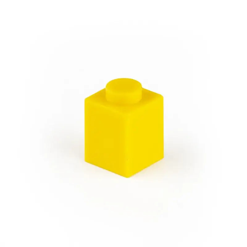 Bloc construction lego de 50pcs comprenant une brique lego 1x1 en plastique jaune vif avec un plot arrondi