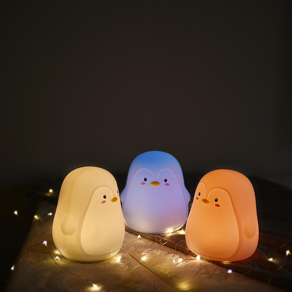 Luce notturna Pinguino per la cameretta dei neonati