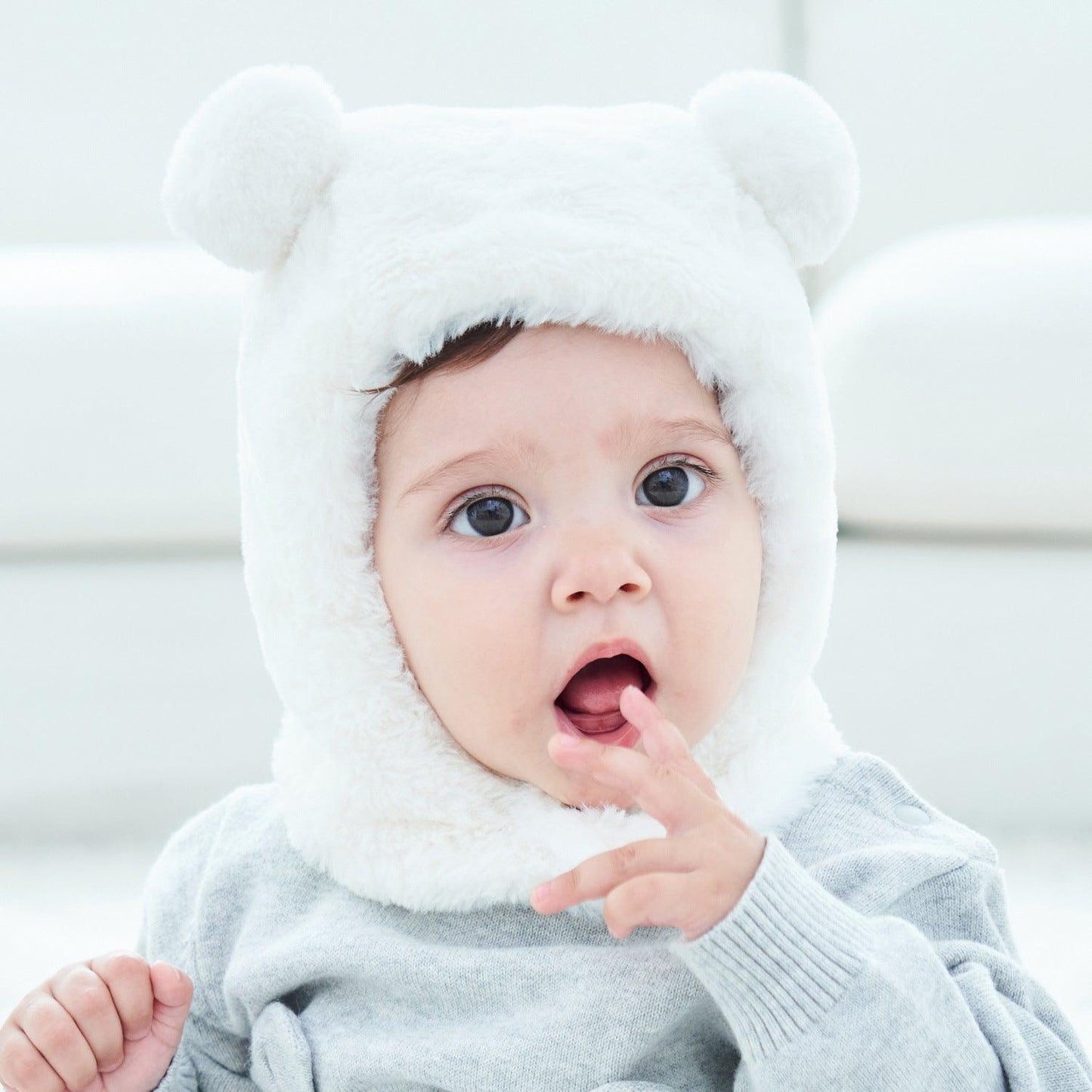 Noise-reducing baby ear defenders