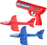 Aereo in polistirolo con pistola lanciatore