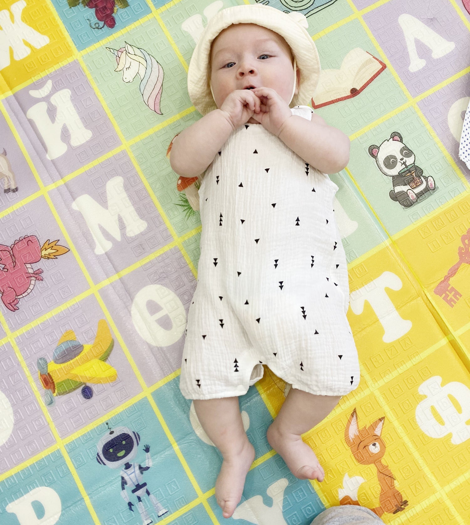 Pagliaccetto Neonato Senza Maniche con Fantasie Adorabili