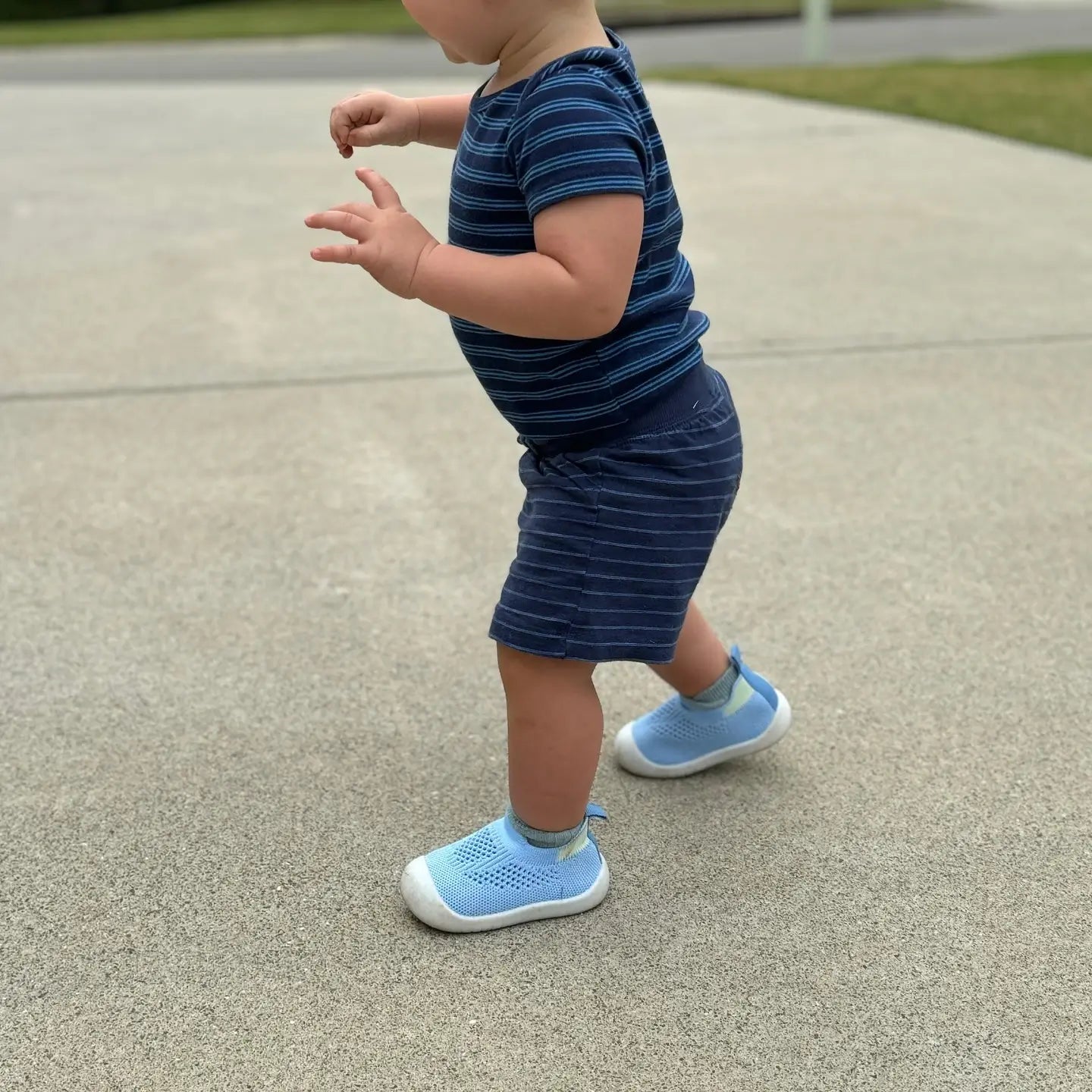 Scarpine in Maglia Traspirante per Neonato | AirySteps