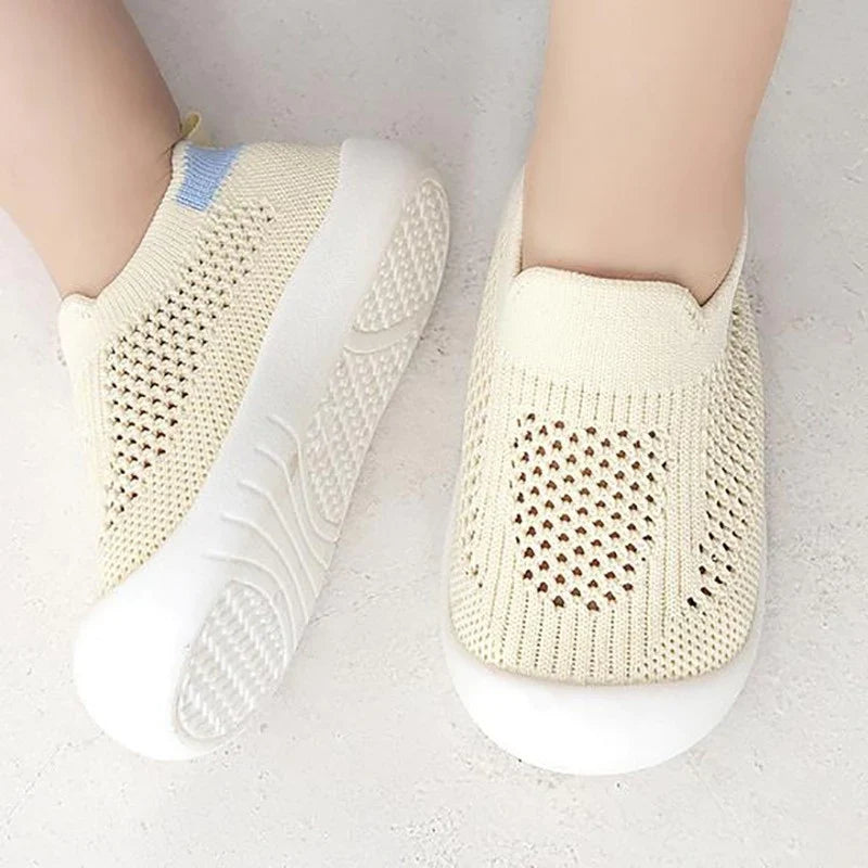 Scarpine in Maglia Traspirante per Neonato | AirySteps