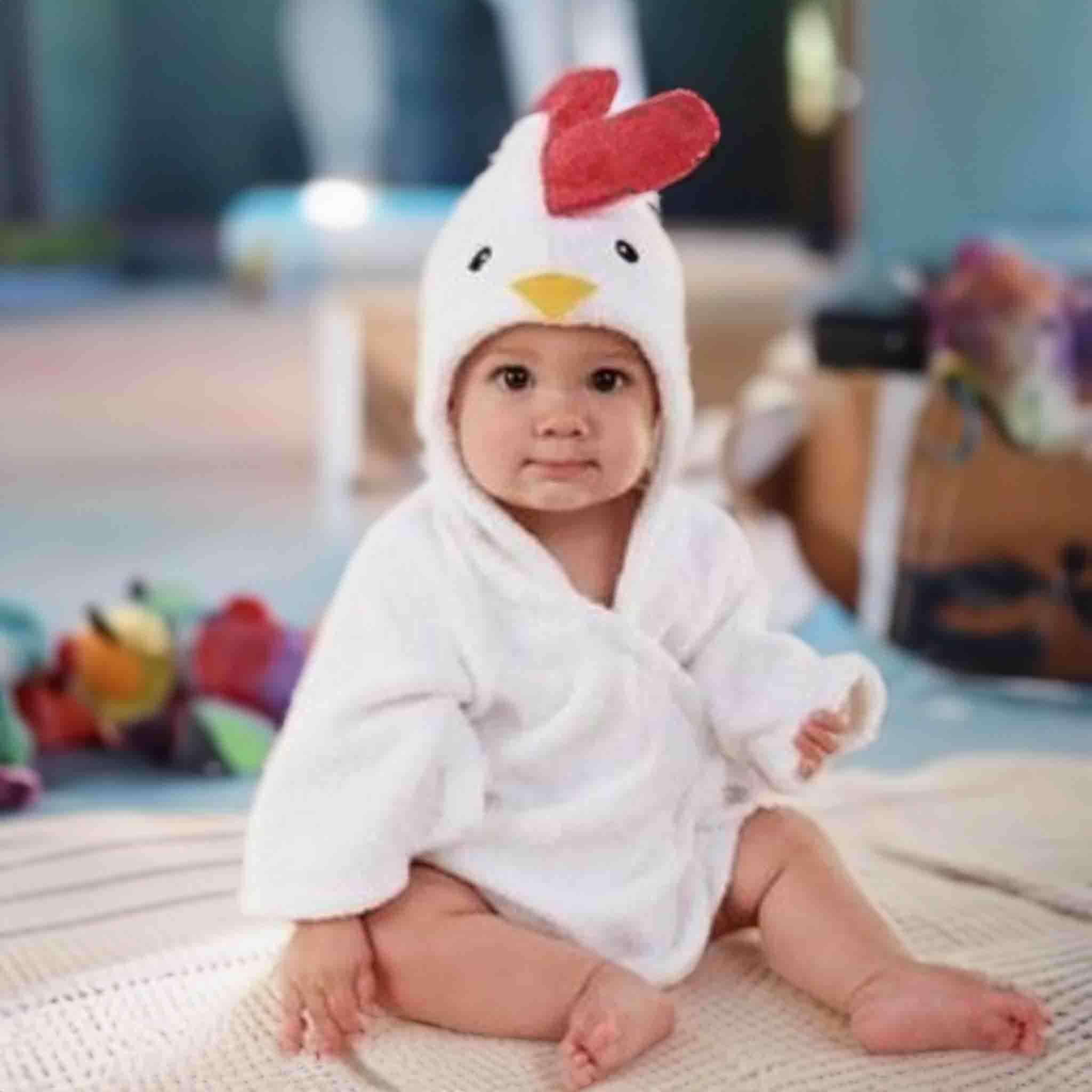 Peignoir à capuche Critter Comfort™ en coton biologique (serviette éponge sans produits chimiques)