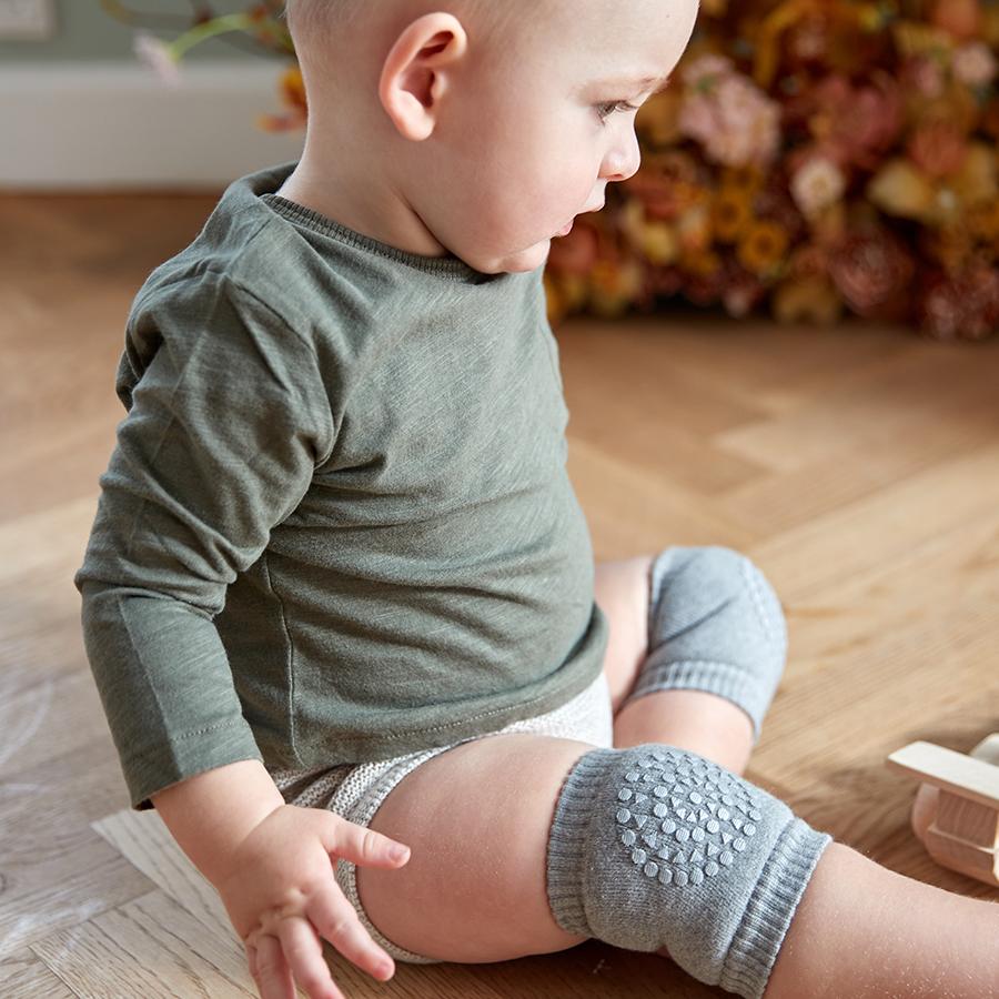 Anti-slip adjustable baby safety knee pads