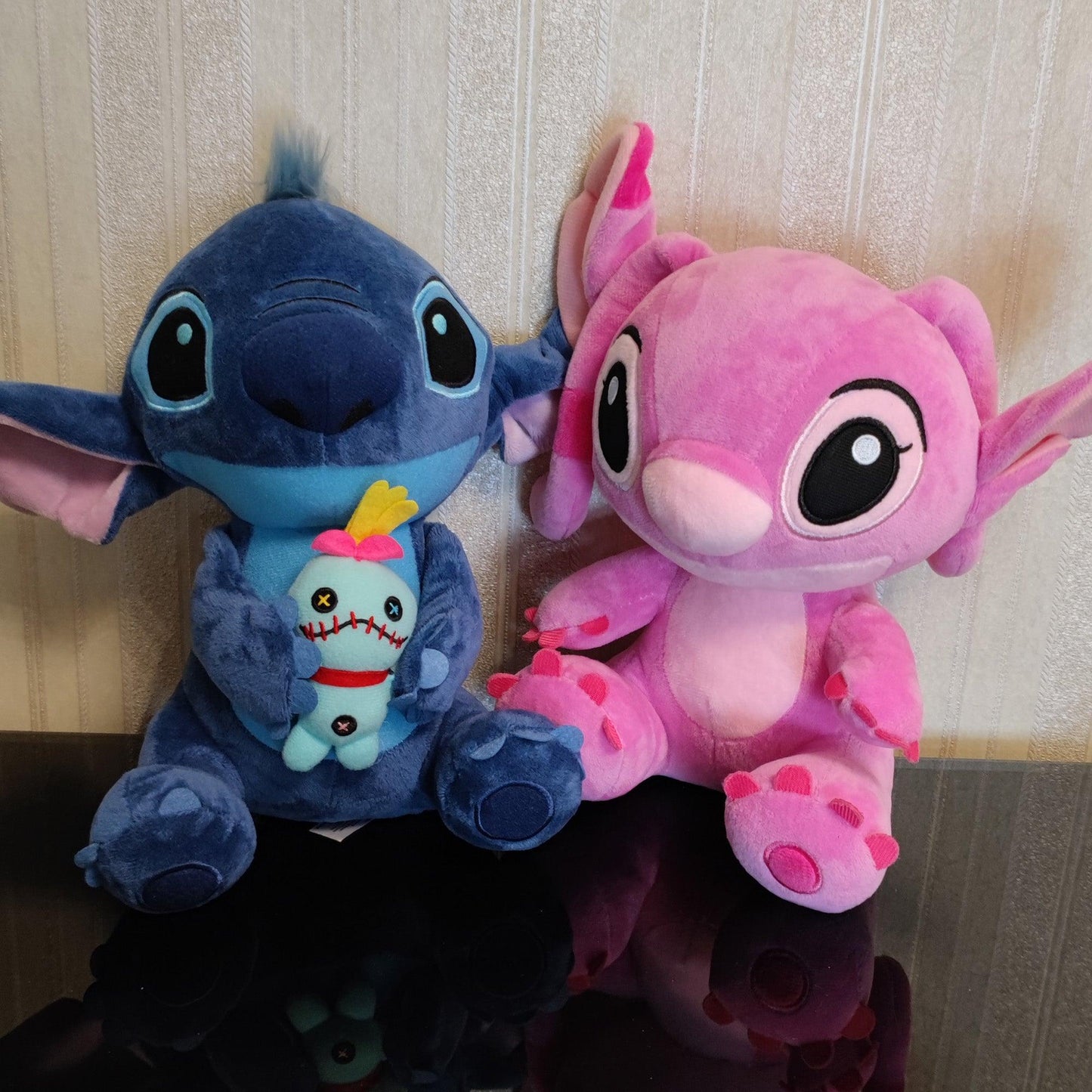 Poupée de dessin animé en peluche pour enfants