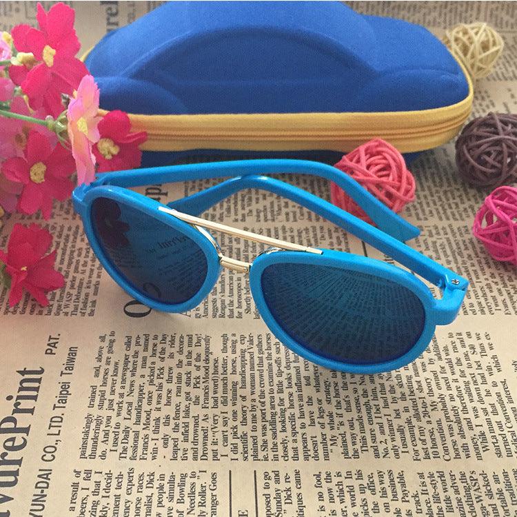 occhiali da sole colorati per bambini