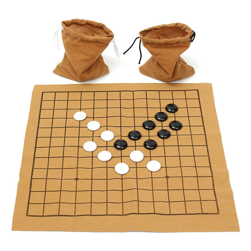 Jeu de Go avec Plateau en Daim – Élégant, Antidérapant et Facile à Transporter