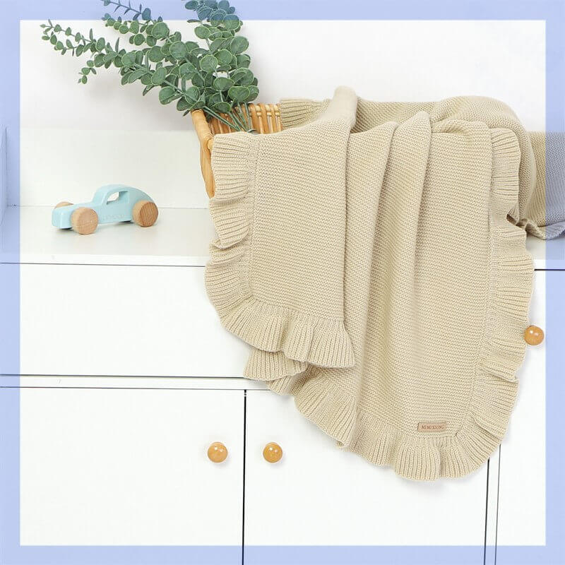 Couverture pour Bébé Tricotée en Coton 100% Ruffled Elegance™ (Enveloppe Vintage pour Poussette)