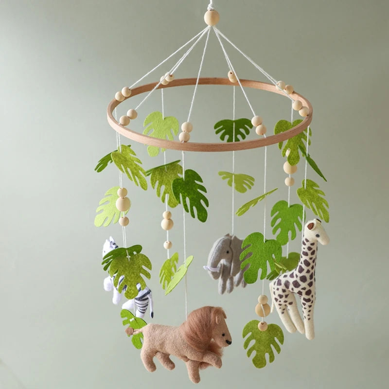 Hochet Mobile pour berceau de bébé de 0 à 12 mois, jouet en feutre de dessin animé, cloche de lit d'animal de forêt, support en bois suspendu, jouet Mobile pour nouveau-né