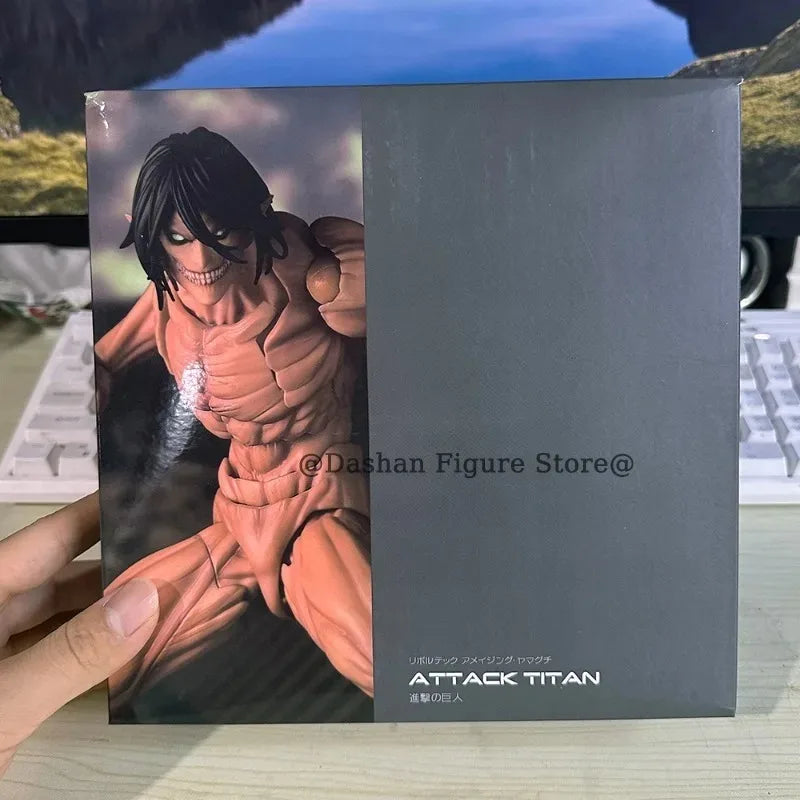 Figurine articulée L'Attaque des Titans Revoltech – Titan Blindé & Titan Originel (16-17 cm)