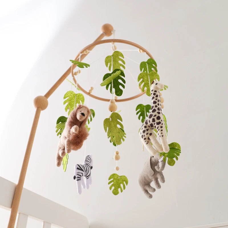 Hochet Mobile pour berceau de bébé de 0 à 12 mois, jouet en feutre de dessin animé, cloche de lit d'animal de forêt, support en bois suspendu, jouet Mobile pour nouveau-né