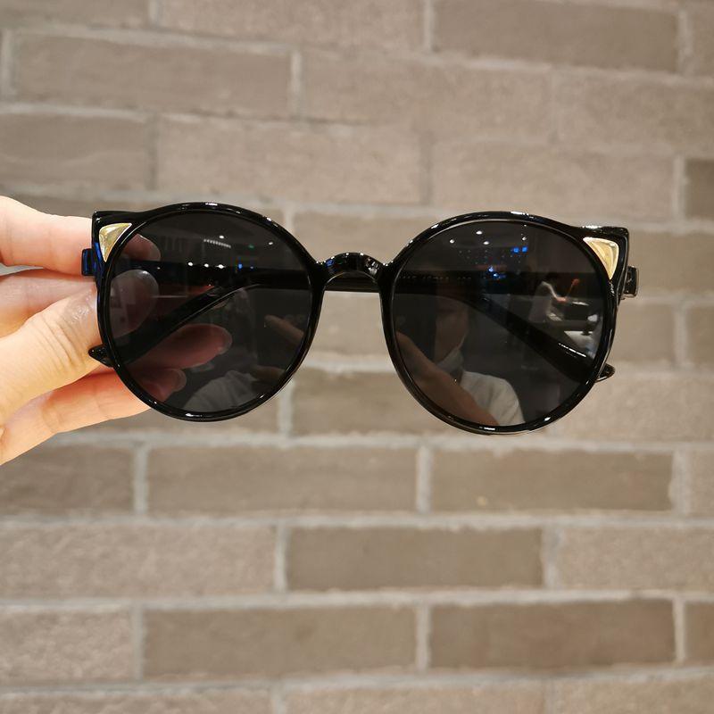 Lunettes de soleil avec oreilles d'animaux de dessin animé