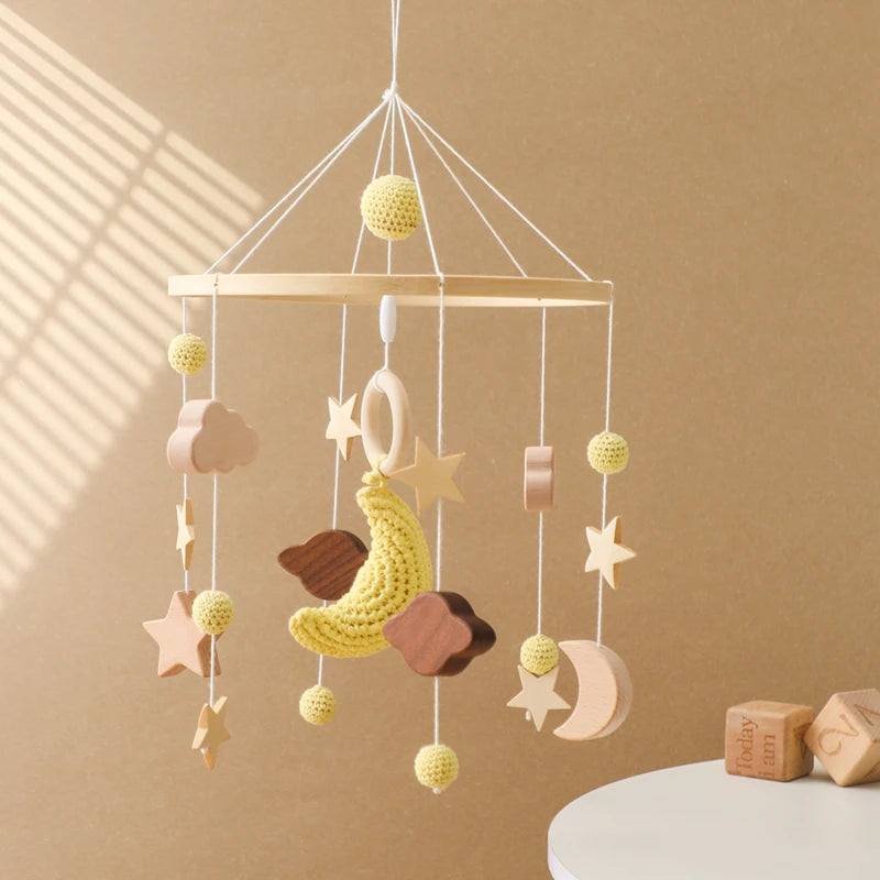 Mobile musical pour lit de bébé en bois, hochets en feutre doux, animaux de dessin animé, boîte à musique pour nouveau-né, jouet suspendu, support de lit, cadeaux pour bébé
