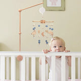 Mobile musical pour lit de bébé en bois, hochets en feutre doux, animaux de dessin animé, boîte à musique pour nouveau-né, jouet suspendu, support de lit, cadeaux pour bébé