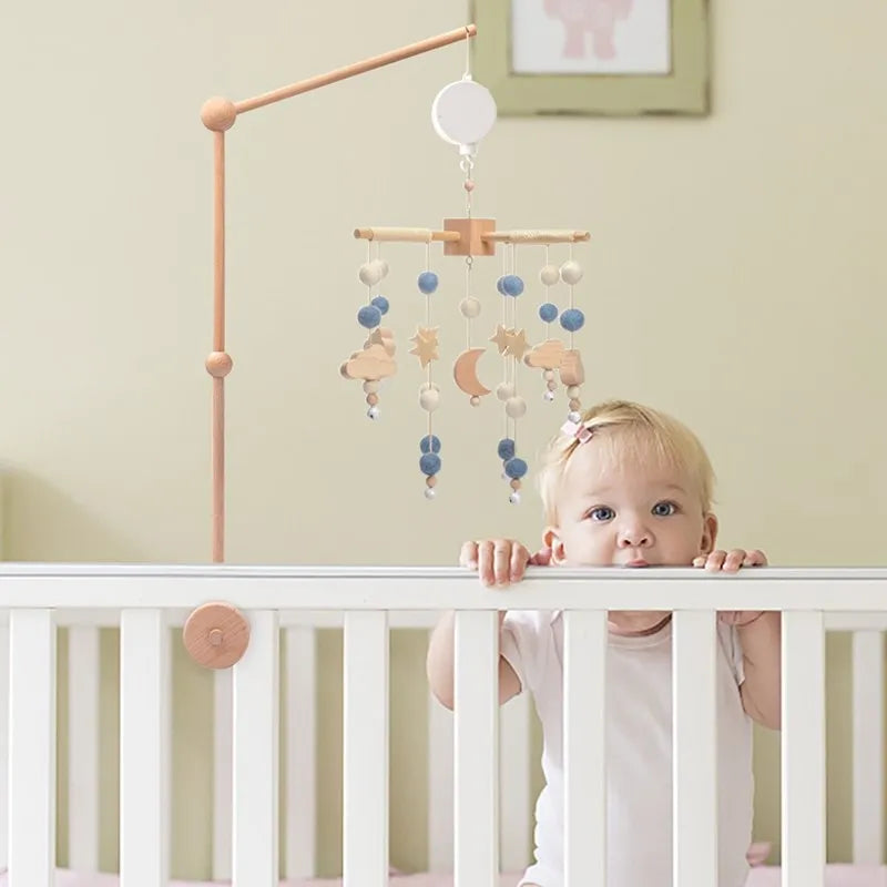 Mobile musical pour lit de bébé en bois, hochets en feutre doux, animaux de dessin animé, boîte à musique pour nouveau-né, jouet suspendu, support de lit, cadeaux pour bébé
