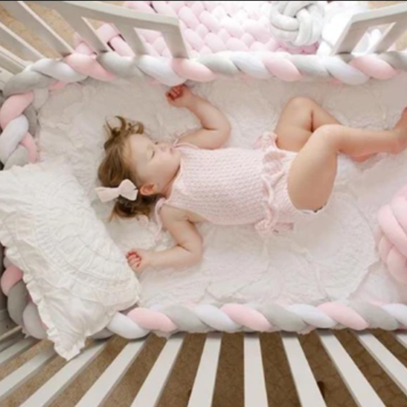Braided crib bumper for baby