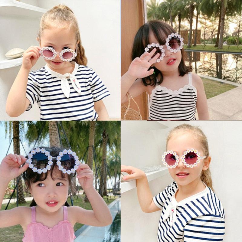 Lunettes de soleil en forme de marguerite + noeud de papillon