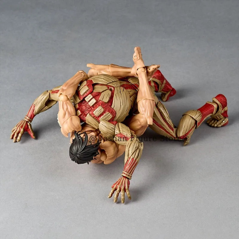 Figurine articulée L'Attaque des Titans Revoltech – Titan Blindé & Titan Originel (16-17 cm)