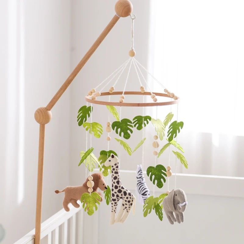 Hochet Mobile pour berceau de bébé de 0 à 12 mois, jouet en feutre de dessin animé, cloche de lit d'animal de forêt, support en bois suspendu, jouet Mobile pour nouveau-né
