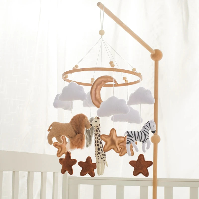 Mobile musical pour lit de bébé en bois, hochets en feutre doux, animaux de dessin animé, boîte à musique pour nouveau-né, jouet suspendu, support de lit, cadeaux pour bébé