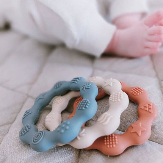Teething ring - BPA-free silicone