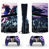 Autocollant ps5 pro solo leveling avec motifs violets noirs et bleus sur console playstation 5 et manettes dualsense