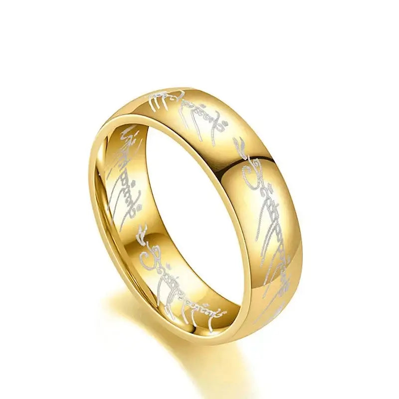 Bague seigneur des anneaux en or avec gravures elfiques detaillees sur les surfaces interne et externe