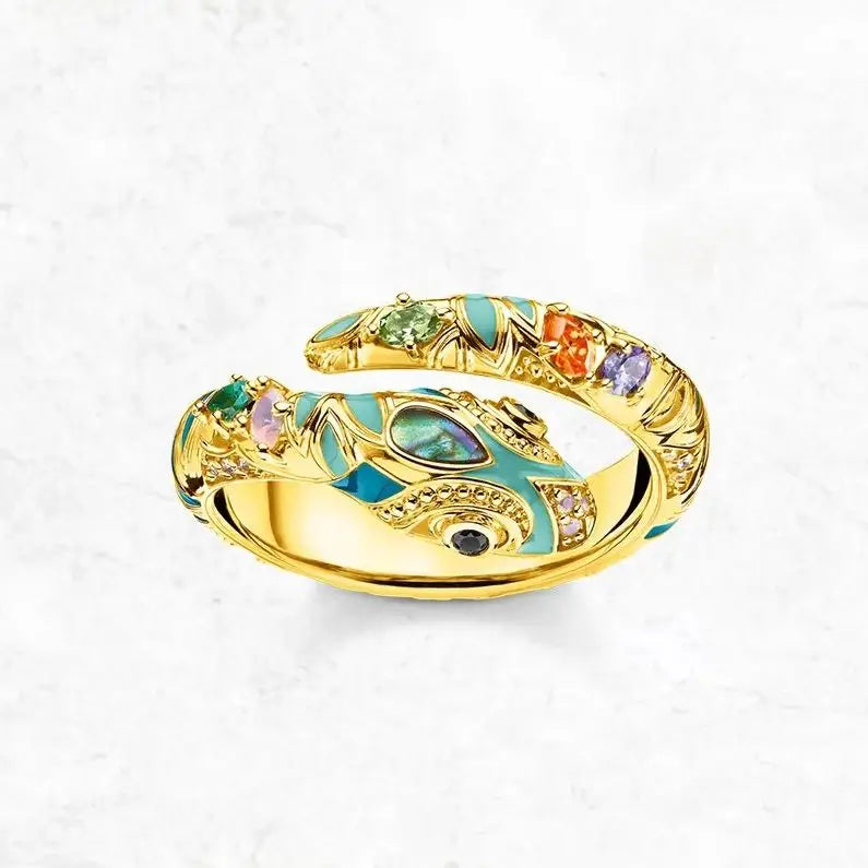 Bague serpent magique en argent plaqué or ornée d’émail turquoise et pierres précieuses colorées détaillées