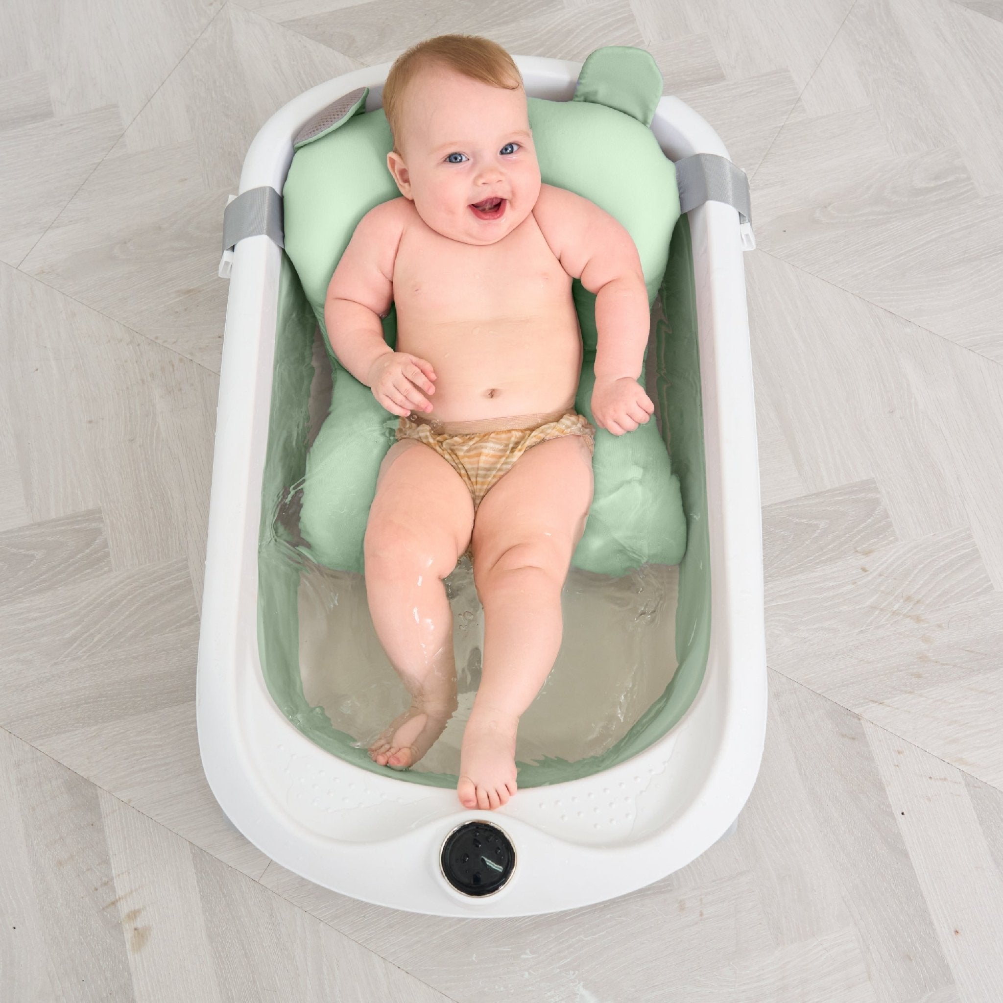 Baignoire bébé pliable sur pied – Transat ou coussin inclus