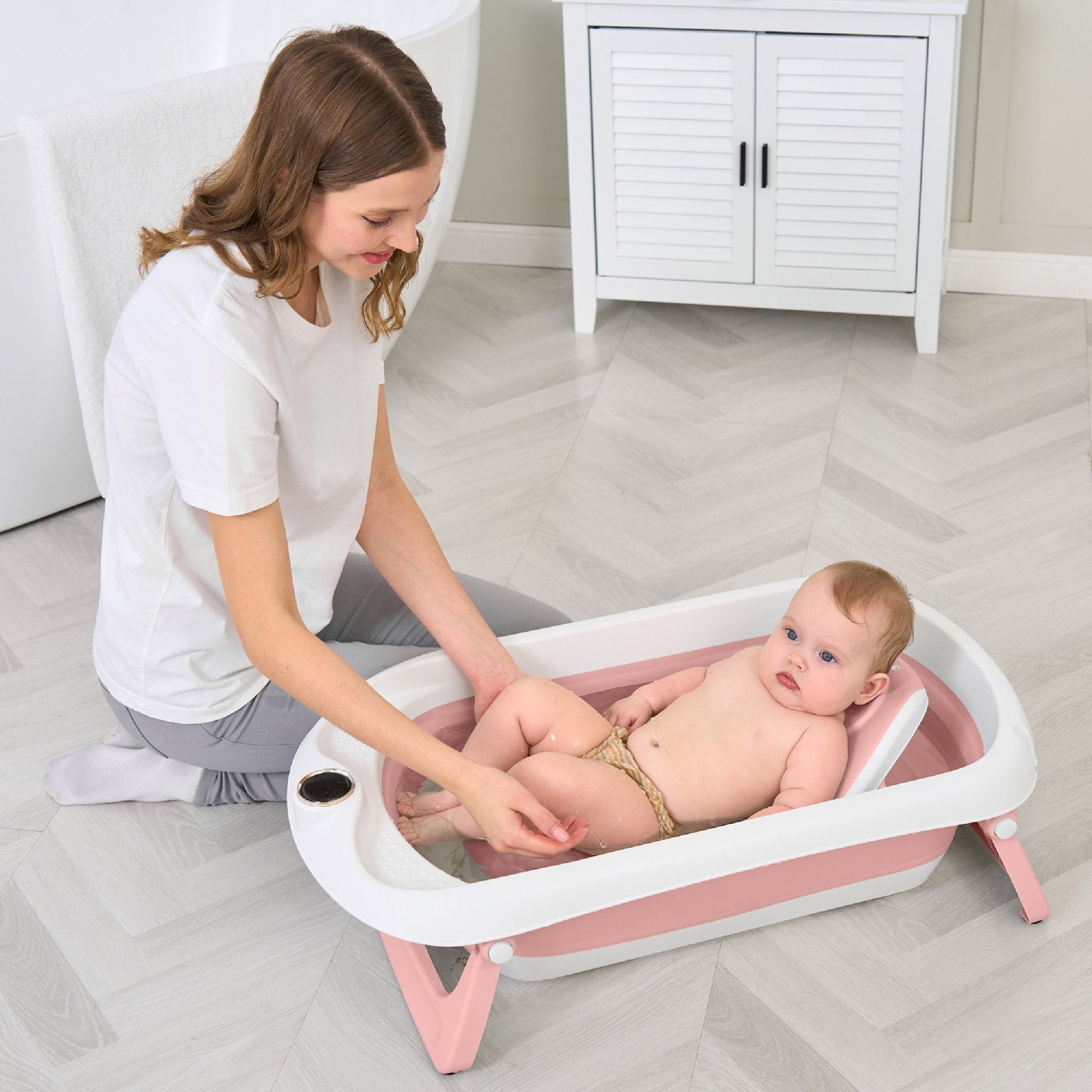 Baignoire bébé pliable sur pied – Transat ou coussin inclus
