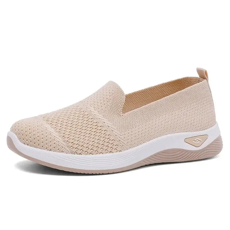 Basket ergofit beige en maille avec semelle en caoutchouc blanche et beige clair chaussure orthopédique pour femme