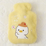 Bouillotte peluche jaune douce avec un canard cartoon portant un chapeau marron et une fleur rouge enfant animaux