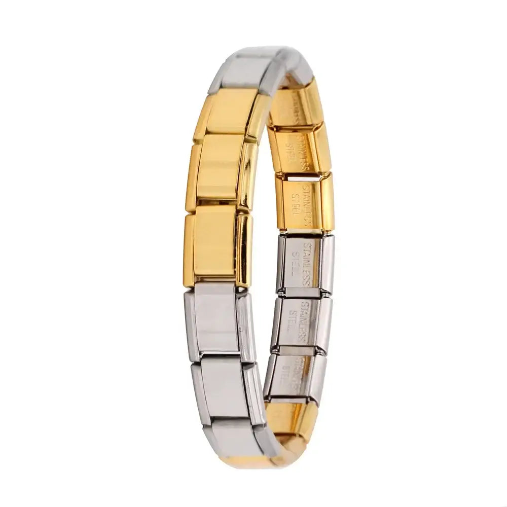 Bracelet à breloques en acier inoxydable incarne l’alliance parfaite de maillons bicolores or et argent à partir d’un matériau résistant