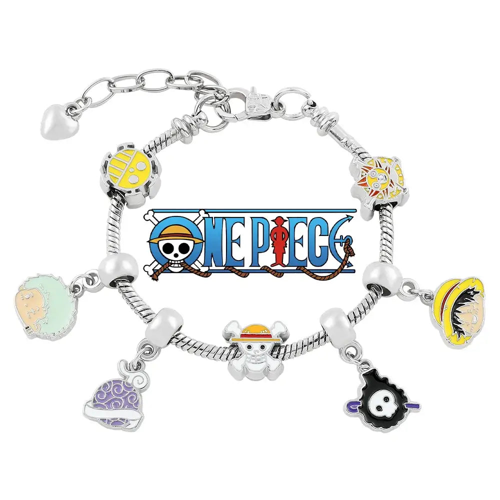 Bracelet breloques one piece en argent avec breloques émaillées colorées représentant des personnages préférés one piece