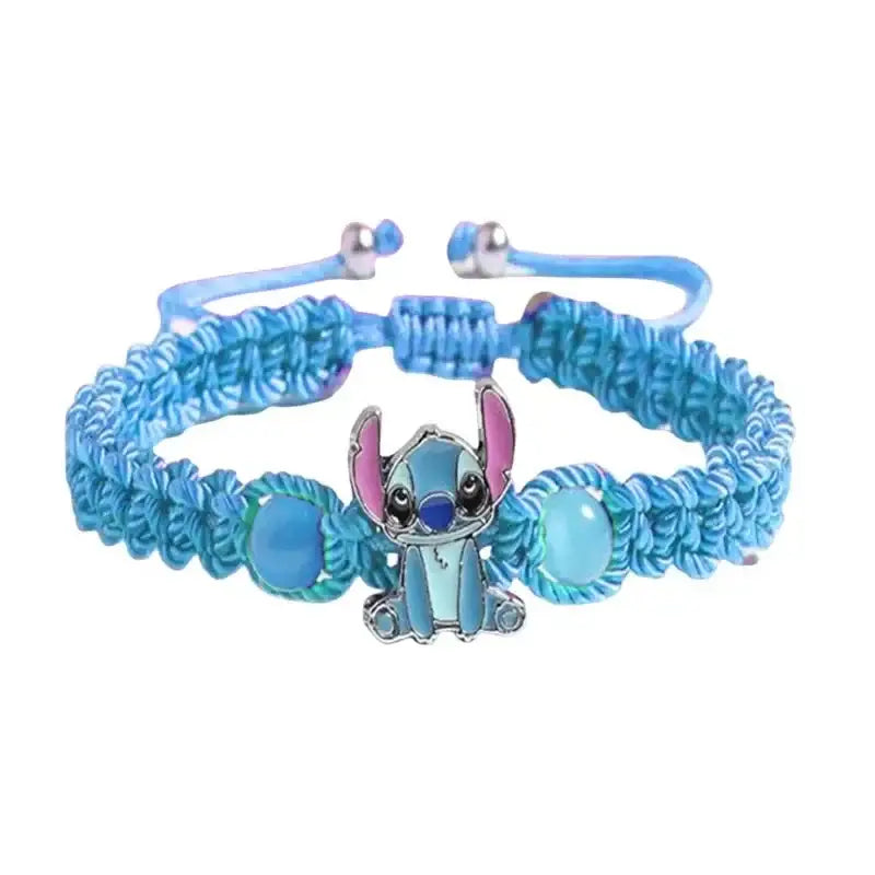Bracelet disney stitch garçon en macramé bleu avec charm stitch rose et perles turquoise translucides