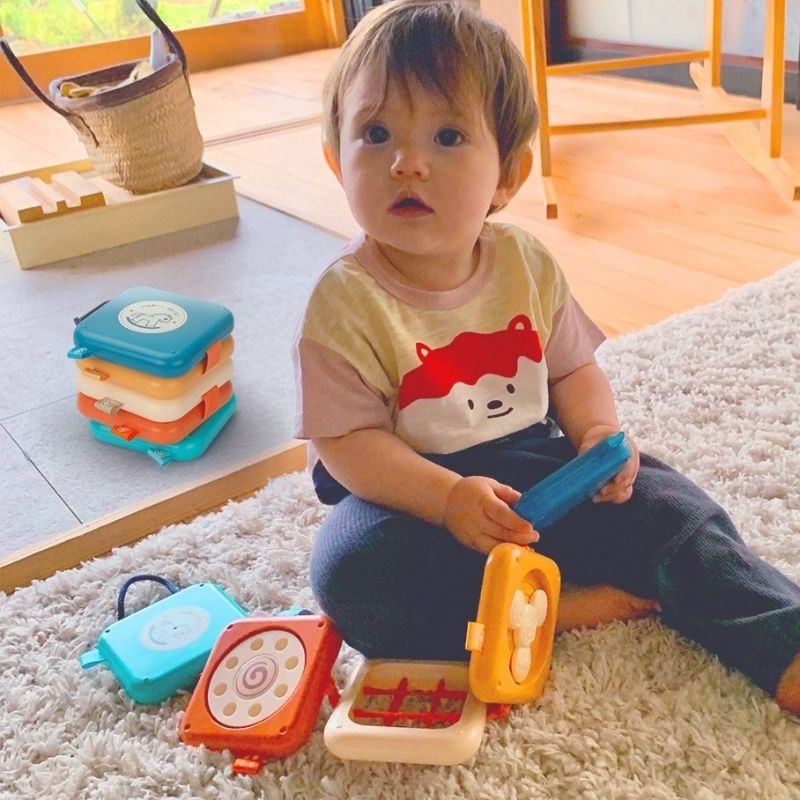 Busy Board Montessori - Éveil Sensoriel et Autonomie dès 1 An