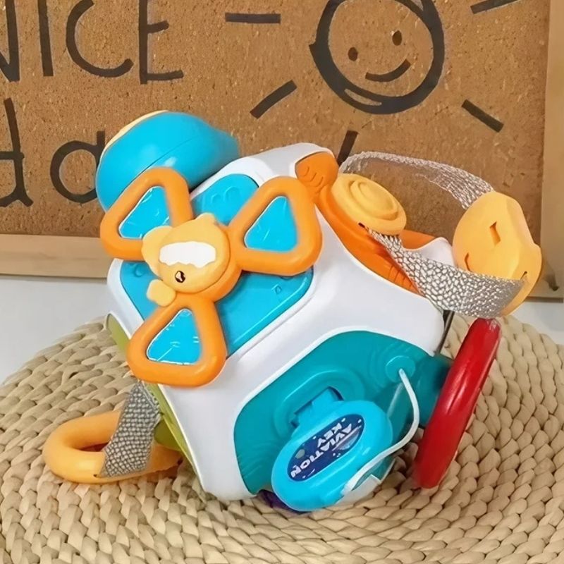 Busy cube - Stimulation Sensorielle et Jeu Intelligent dès 12 Mois