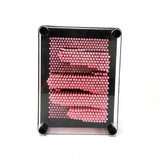 Cadre sculpture art 3d décoration en pin art rose avec cadre noir et quatre boutons dangle objet insolite vintage petit farceur