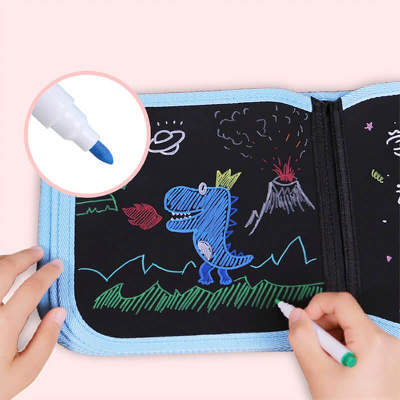 Livre de dessin pour enfant + 12 feutres ColorBook™
