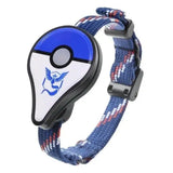 Capteur automatique bracelet pokemon go plus en bleu et blanc avec cadre plastique noir et logo articuno petit appareil