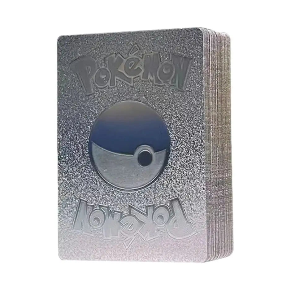 Sleeve cartes pokémon française en métal argenté avec texture argent, logo embossé et design poké ball pour protection