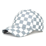 Casquette Baseball Mode Damier en motif damier gris et blanc