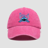 Casquette baseball unisexe disney stitch en coton rose avec un graphisme bleu stitch et texte stitch dessus