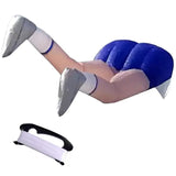 Cerf-volant 3d longues jambes représentant un joueur de volley gonflable en shorts bleus et chaussures grises, création aérienne innovante
