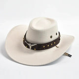 Chapeau de cowboy homme en daim crème avec bande en cuir marron et boucle longhorn argentée chic western