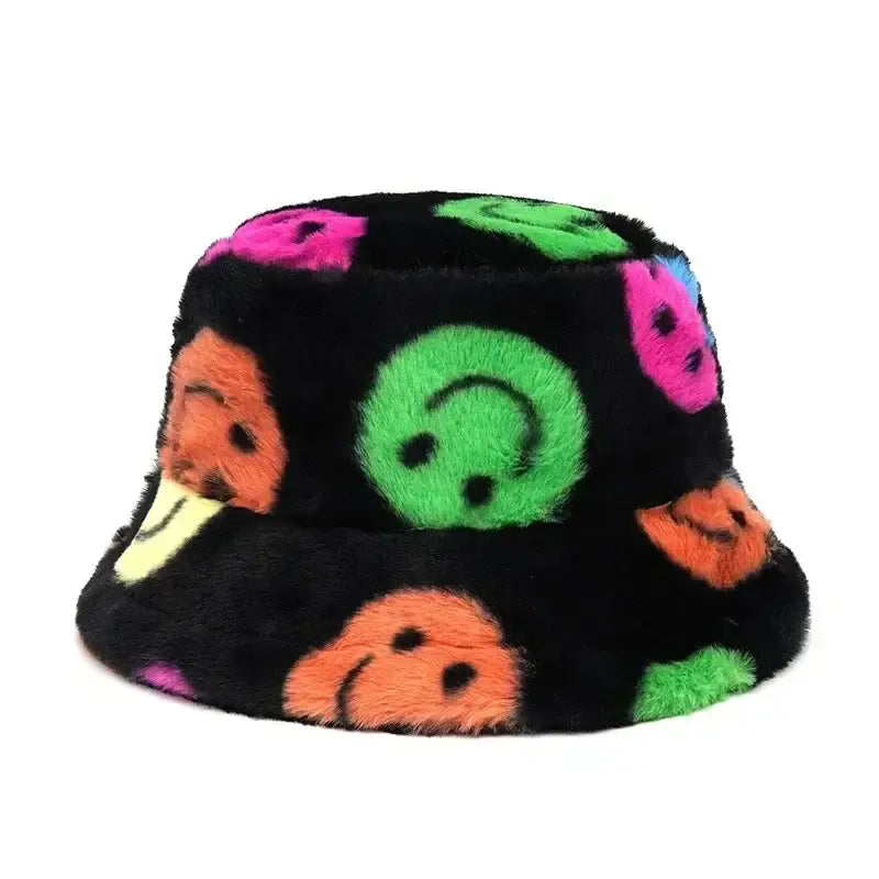 Chapeau bob fourrure émoji noir avec motifs colorés souriants en vert néon, rose, orange et jaune