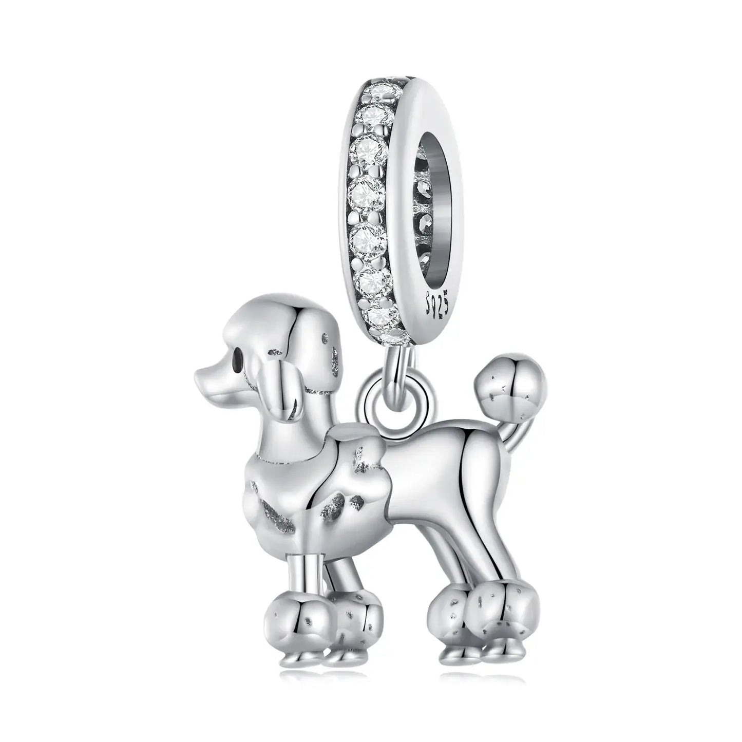 Charm chien argent en forme de caniche avec pierres scintillantes sur anneau supérieur, touche d’élégance pour bracelet chiens argent